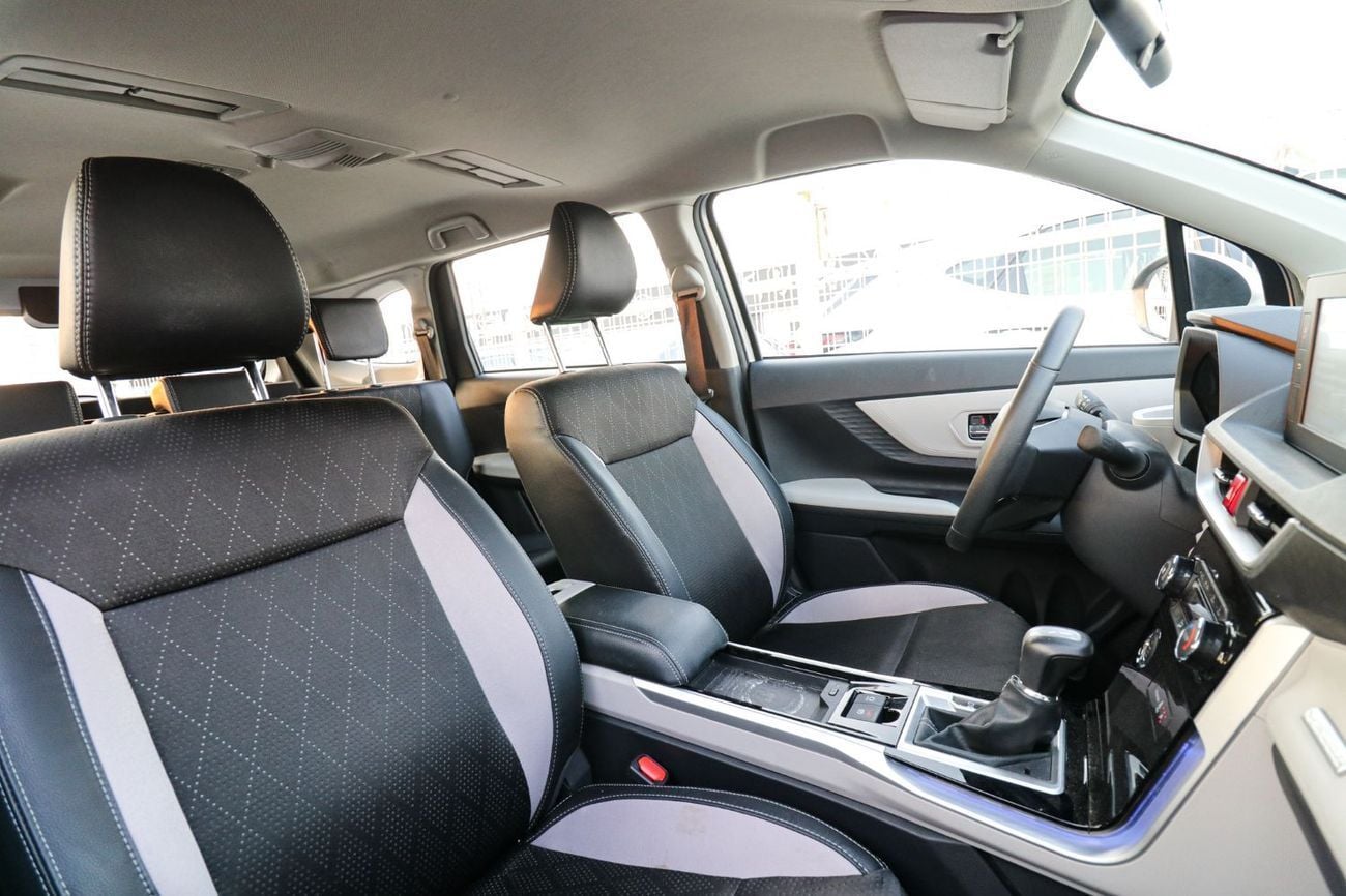 Toyota Veloz GLX, миниатюра 16
