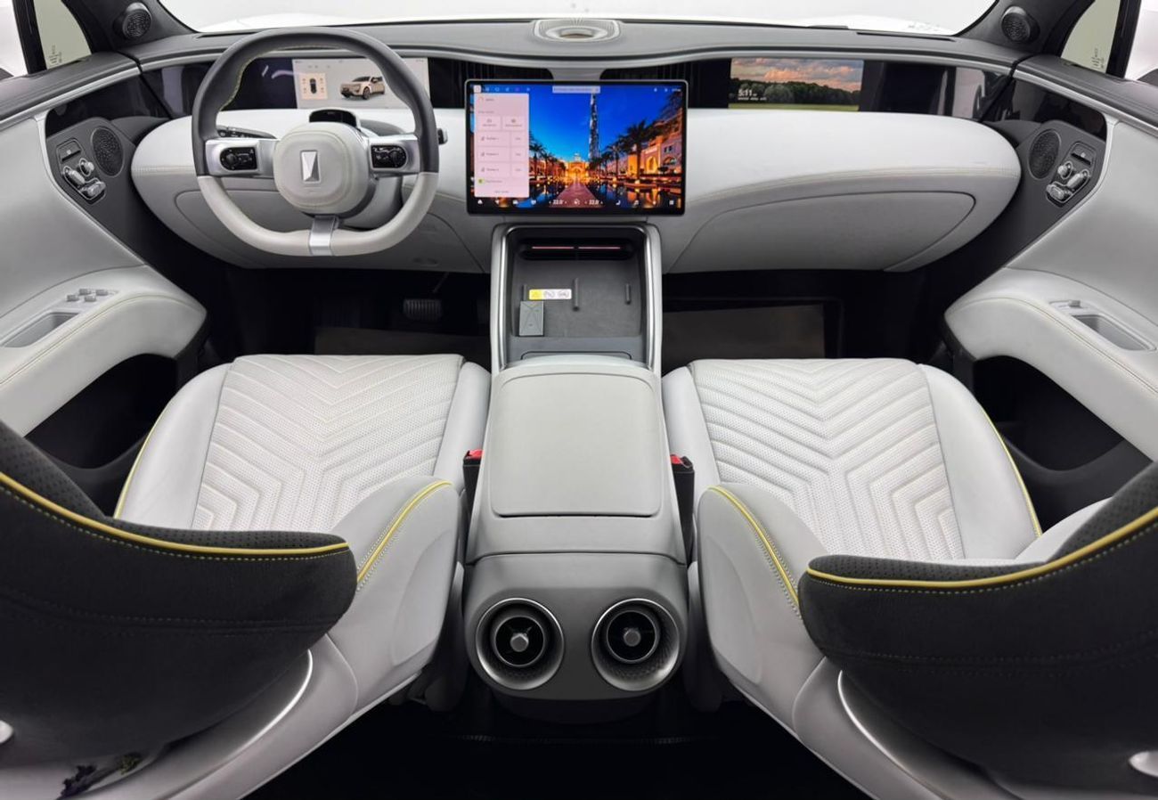 Avatr 11 SPORT Performance AWD 2025 Avatr 11 Performance, 2030 Avatr Warranty. 2028 Avatr Service Pack, Low K