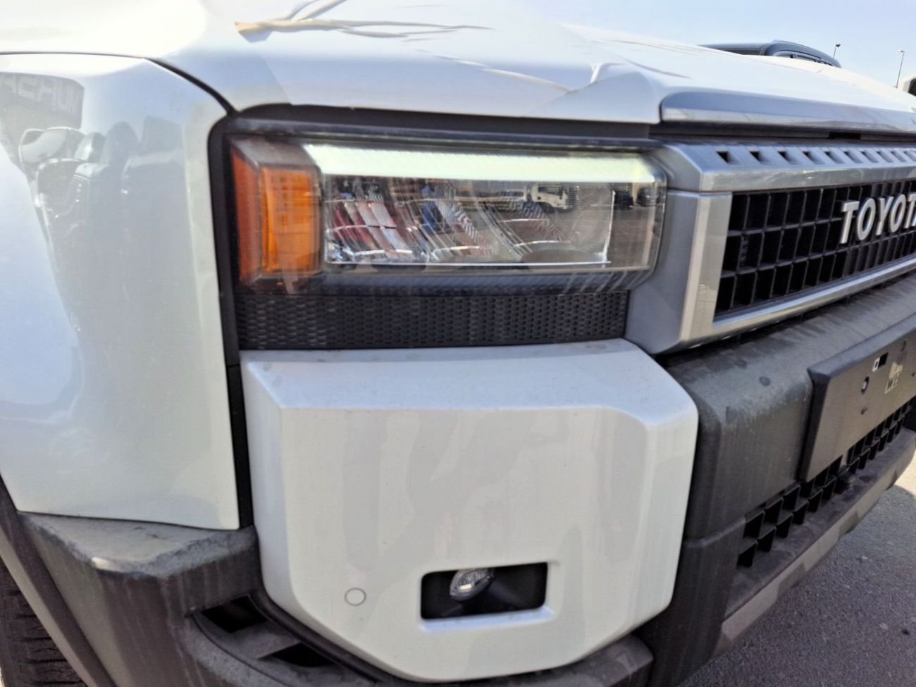 Toyota Prado Toyota Prado 2.4L 2024 GCC White Petrol All Rounder