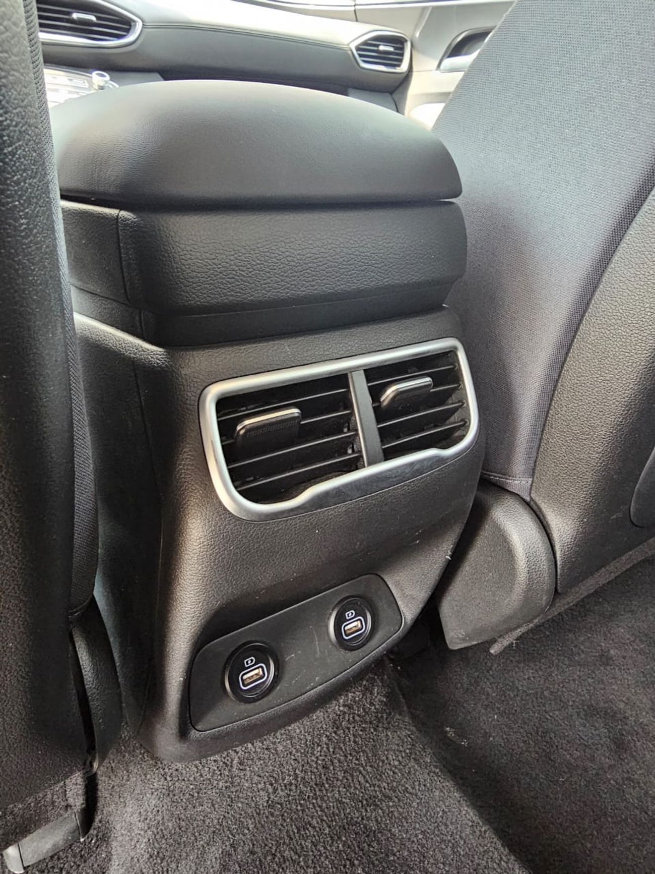 هيونداي سانتا في