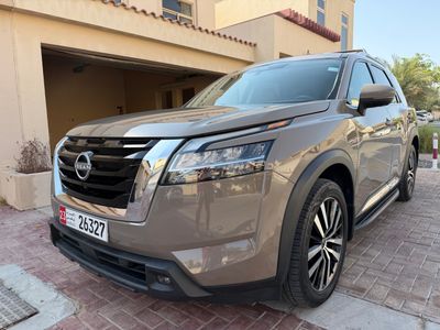 نيسان باثفايندر بلاتينيوم