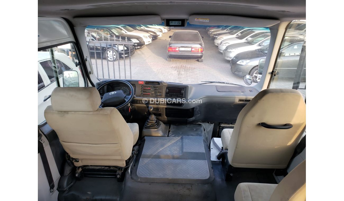 Toyota Coaster M/T 2.8L V4 WHITE 2019 (LOT# 6005111)