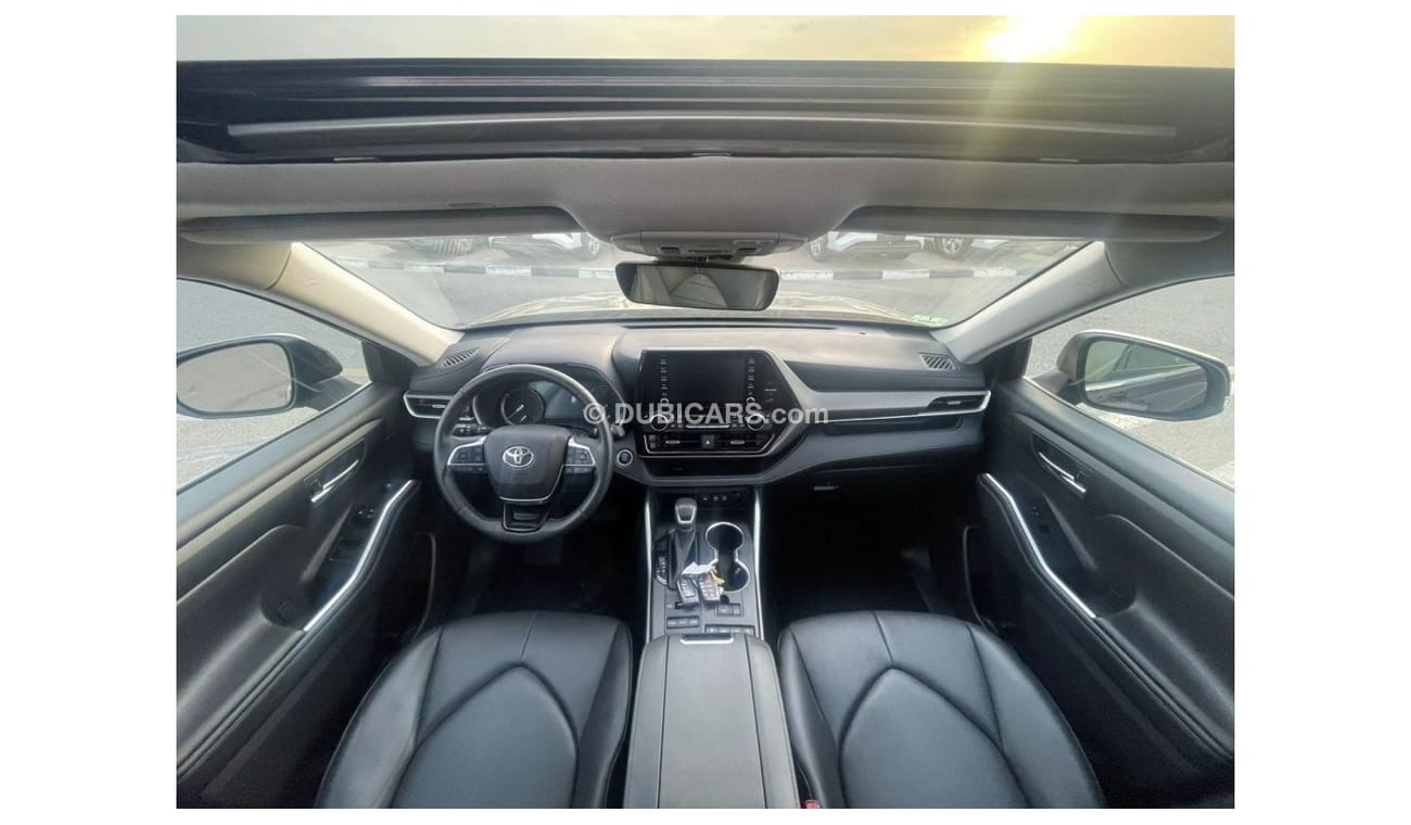 Toyota Highlander 2021 Toyota Highlander XLE 4x4 All Wheel Drive 3.5L V6 / -