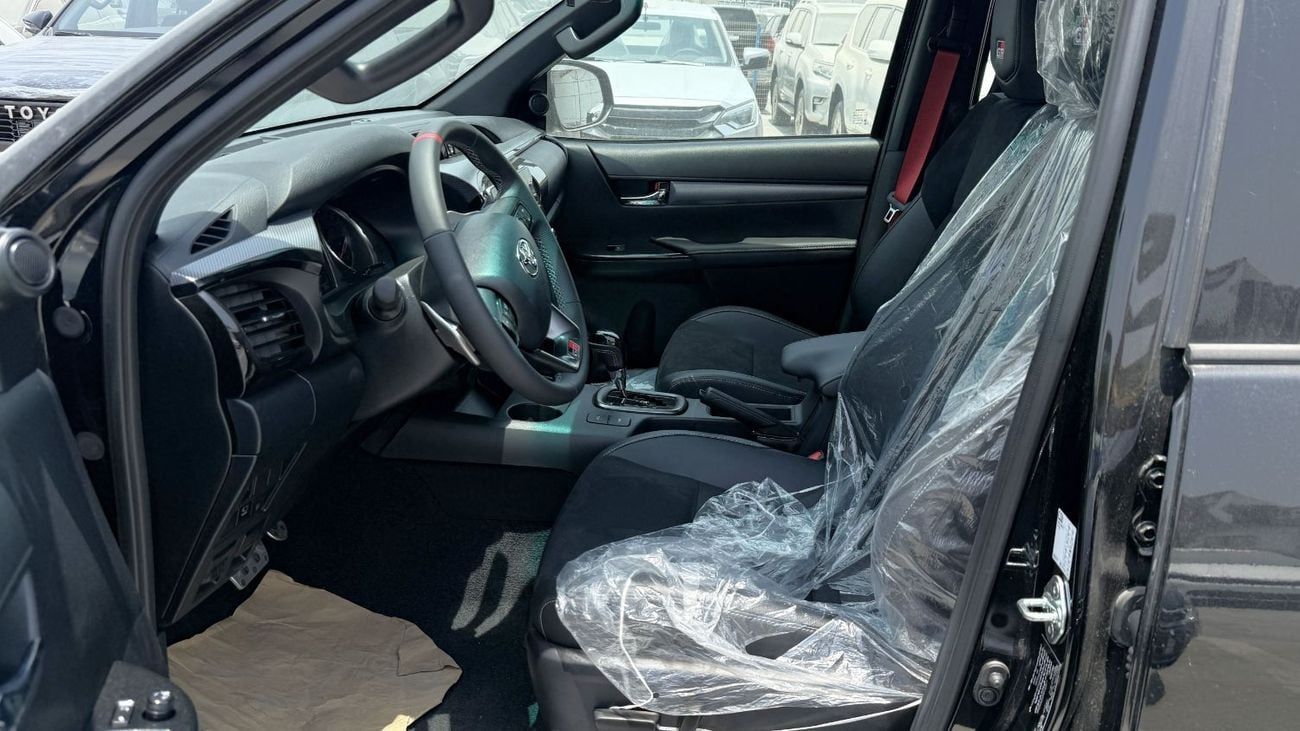 تويوتا هيلوكس Toyota Hilux GR 4.0L Petrol 2025YM