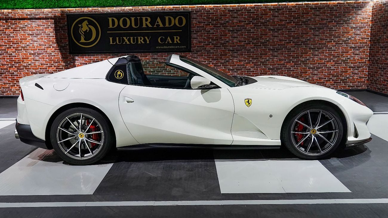 فيراري 812 GTS | LIMITED OFFER | FULL INTERIOR CARBON FIBER | NEW | V12 6.5L ENGINE | 789 HP
