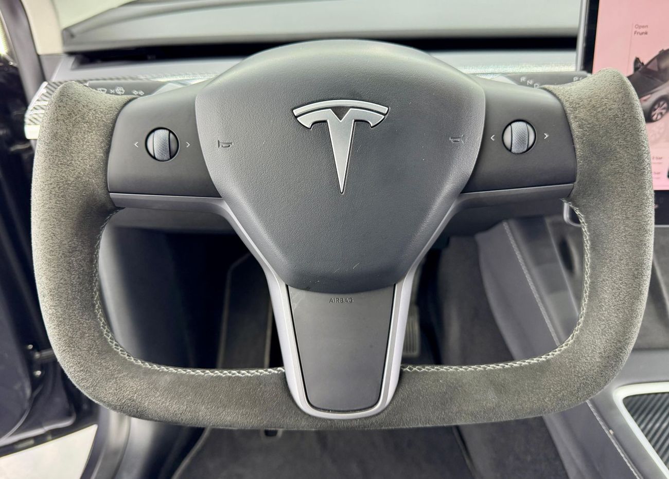 Tesla Model Y Long Range (AWD) 2022 Tesla Model Y, 2026 Tesla Warranty, Low Kms, Excellent Condition, GCC