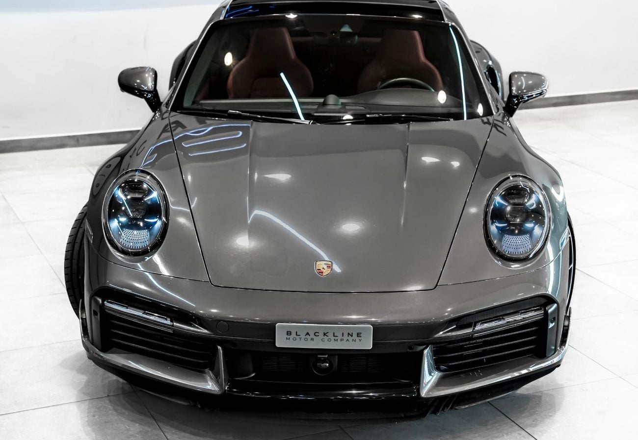 Porsche 911 Turbo S 3.8L (645 HP) Coupe