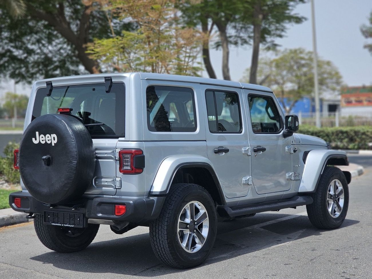 جيب رانجلر Sahara 3.6L A/T (5 Seater)