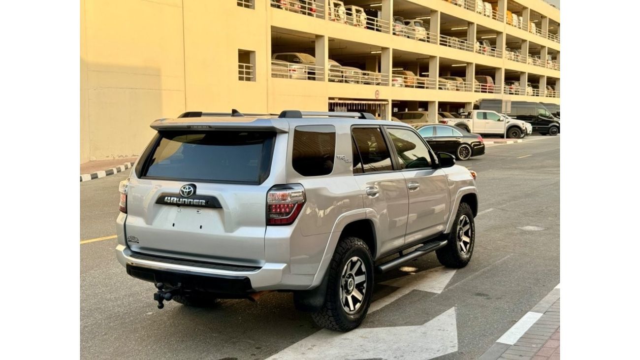 Toyota 4Runner 2018 TRD OFF ROAD 4x4 SUNROOF FULL OPTION US SPEC