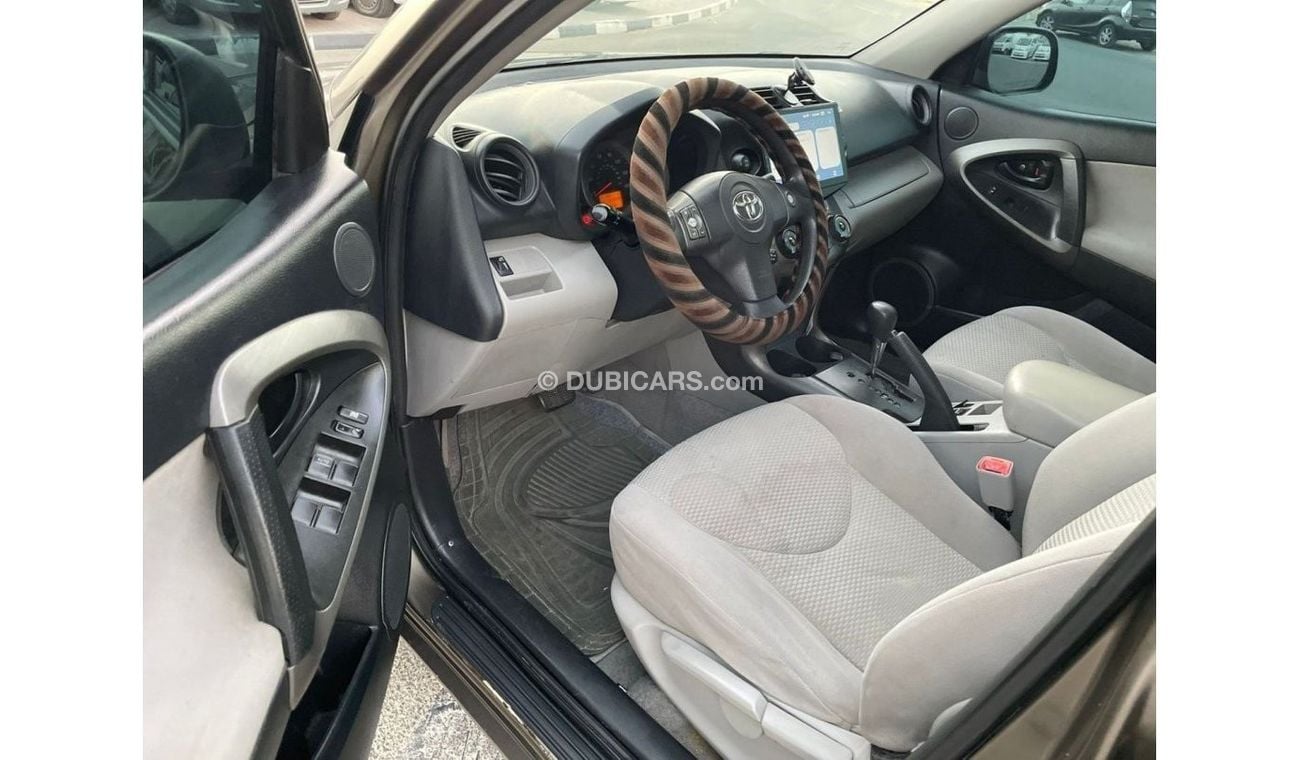 تويوتا راف ٤ 2011 Toyota RAV4 4X4 With Sunroof