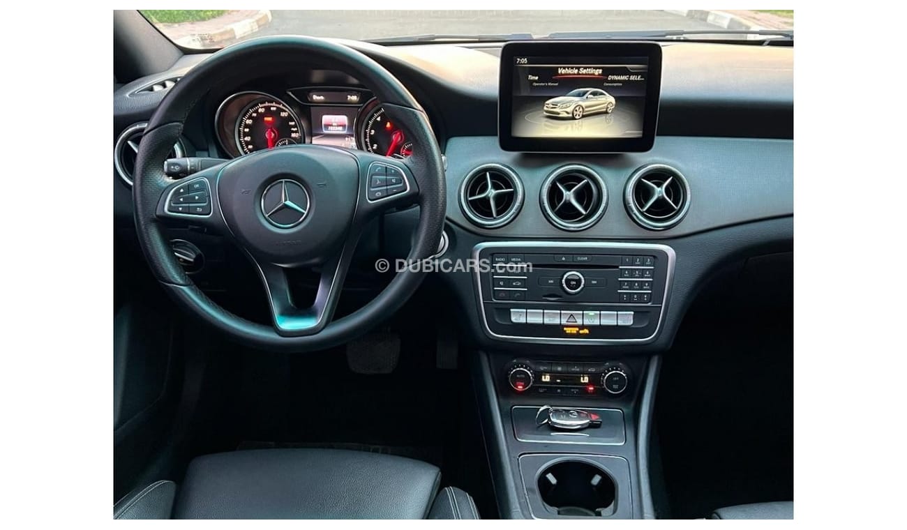 Mercedes-Benz CLA 250 Sport MERCEDES BENZ CLA 250 2018 FULL OPTION IN PERFECT CONDITION DEALER WARRANTY