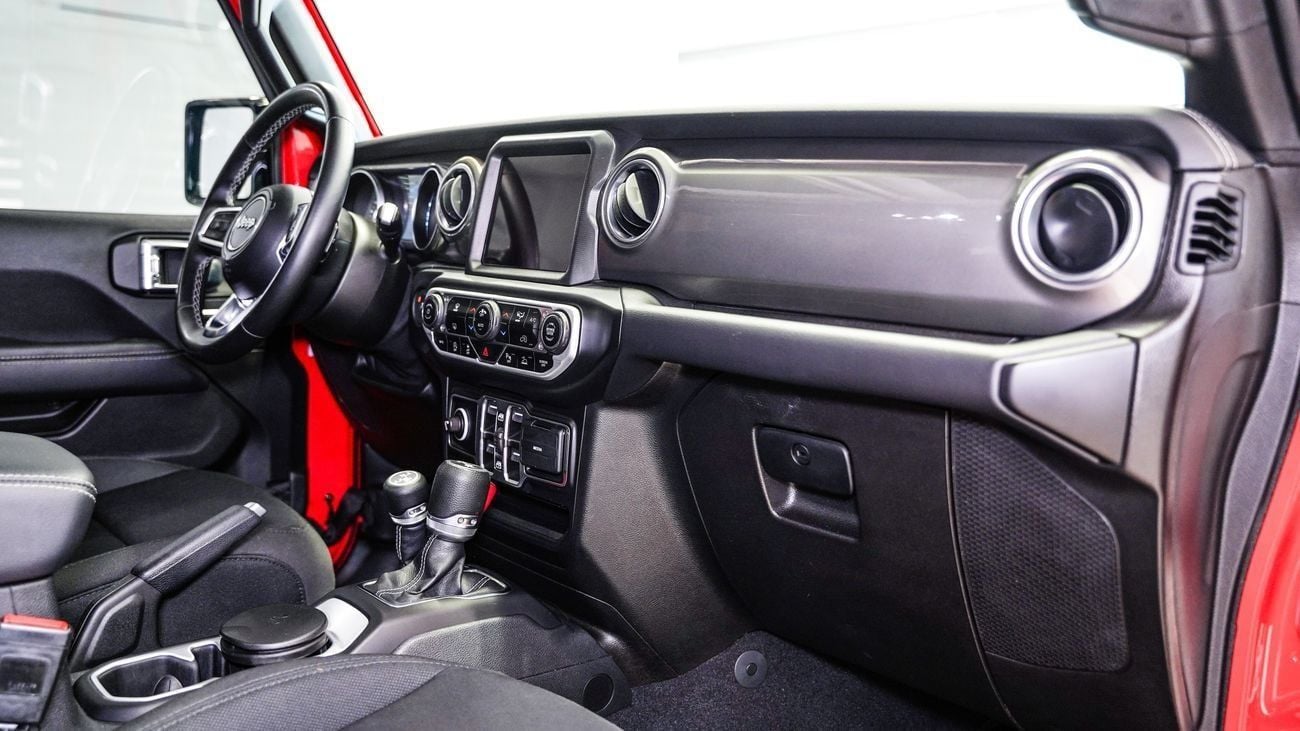 Jeep Wrangler Unlimited SAHARA BRUTH