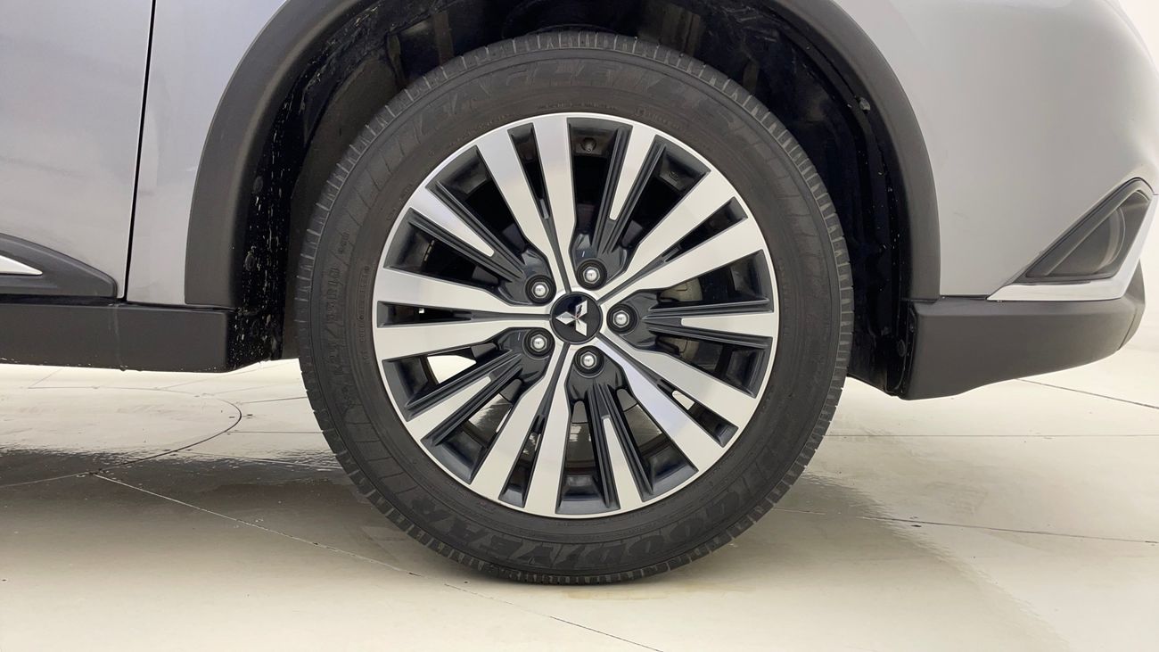 Mitsubishi Outlander GLX LOWLINE 2.4 | Zero Down Payment | Home Test Drive