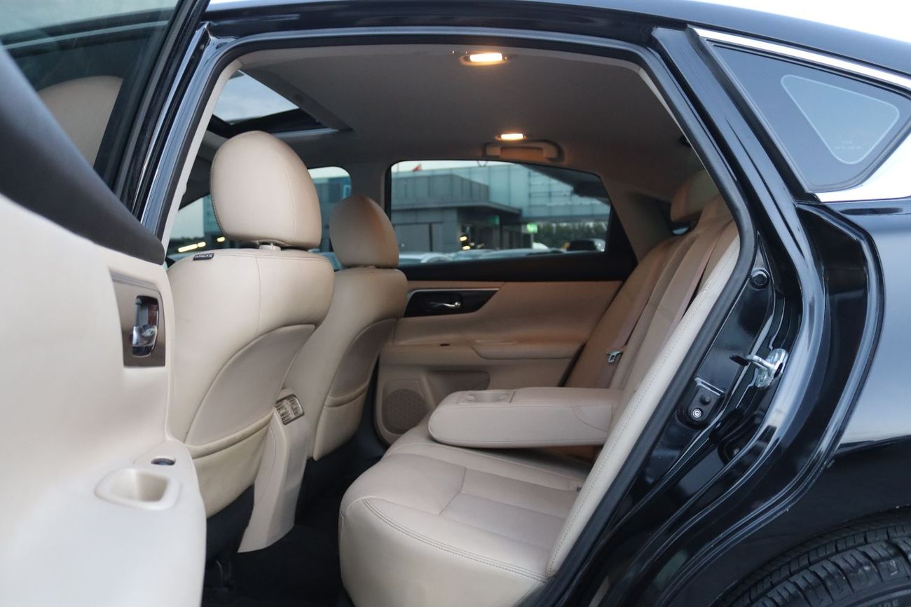 نيسان ألتيما نيسان ألتيما -2015 - خليجى - بمحرك 3.5 - بدون حوادث - وبحاله ممتازه