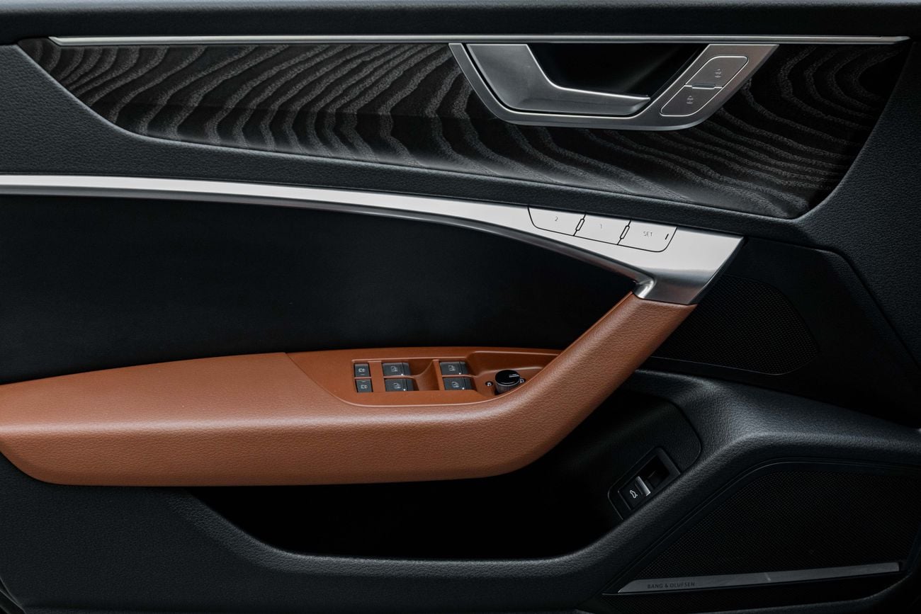 Audi A7 S line A7 45 TFSI S-Line | 2,840 P.M | 0% Downpayment | Audi A7 45 TFSI S-line!