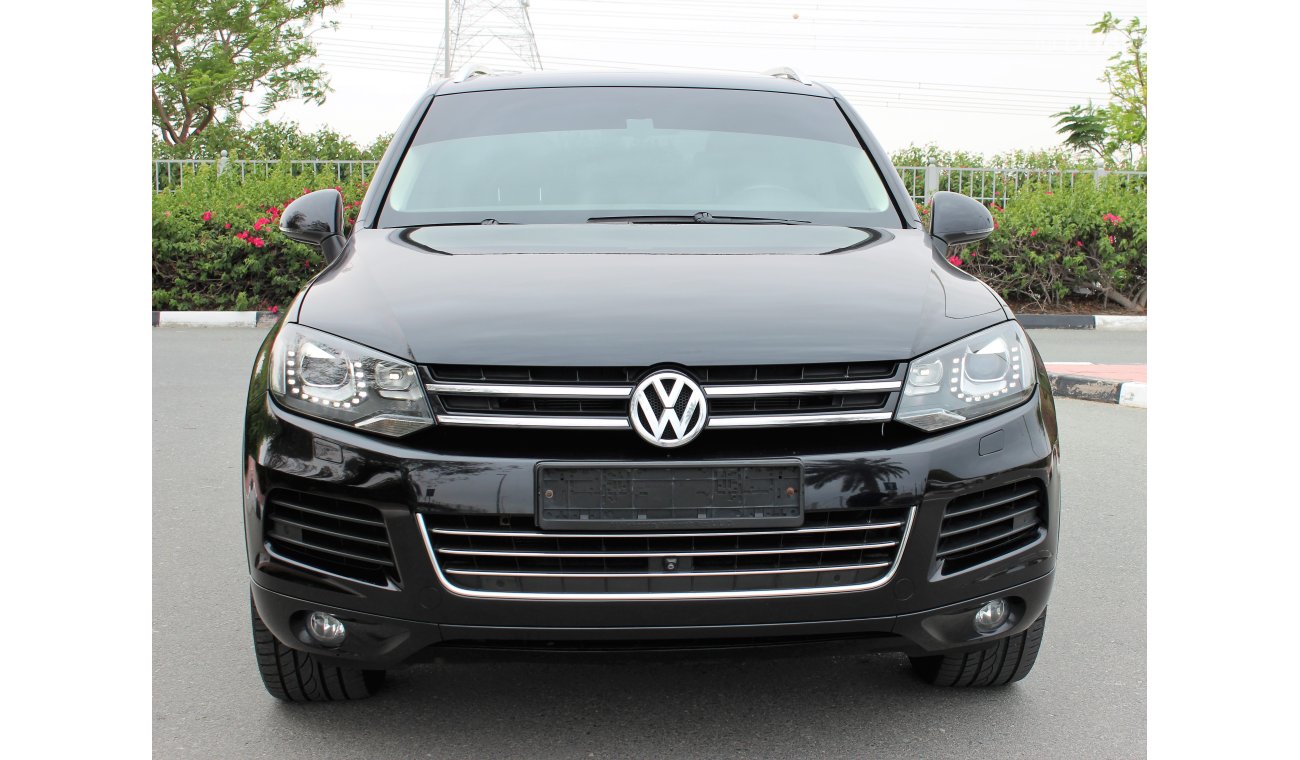 فولكس واجن طوارق 2014 TOUAREG / GCC / TOP SPECS / FULL SERVICE / 100% FREE OF ACCIDENT