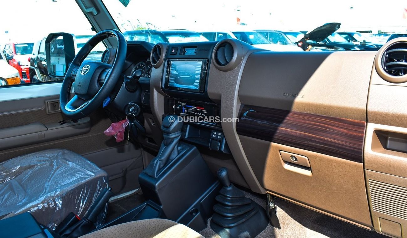 Toyota Land Cruiser 70 4.0L V6 Petrol Auto Transmission