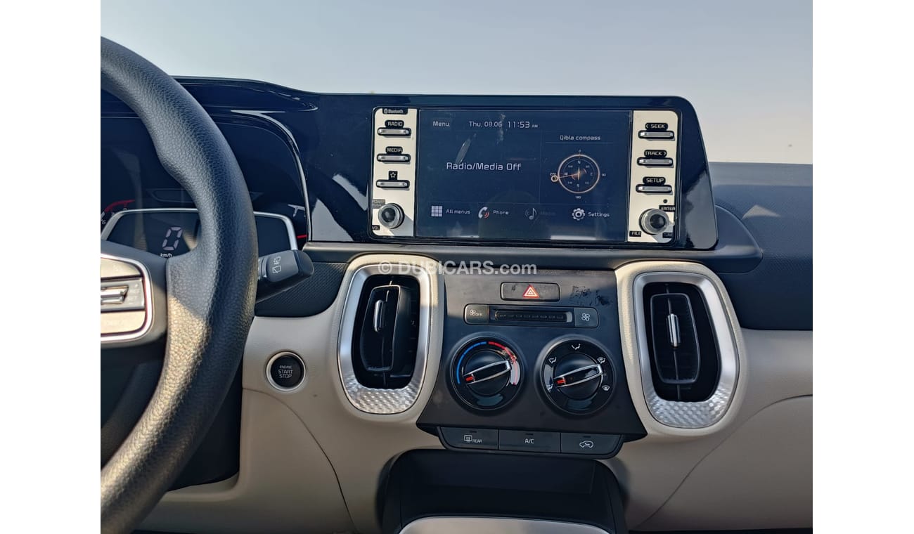 Kia Sonet 1.5L Petrol, Alloy Rims, DVD, Rear Camera, PANORAMIC ROOF(CODE #  67768)