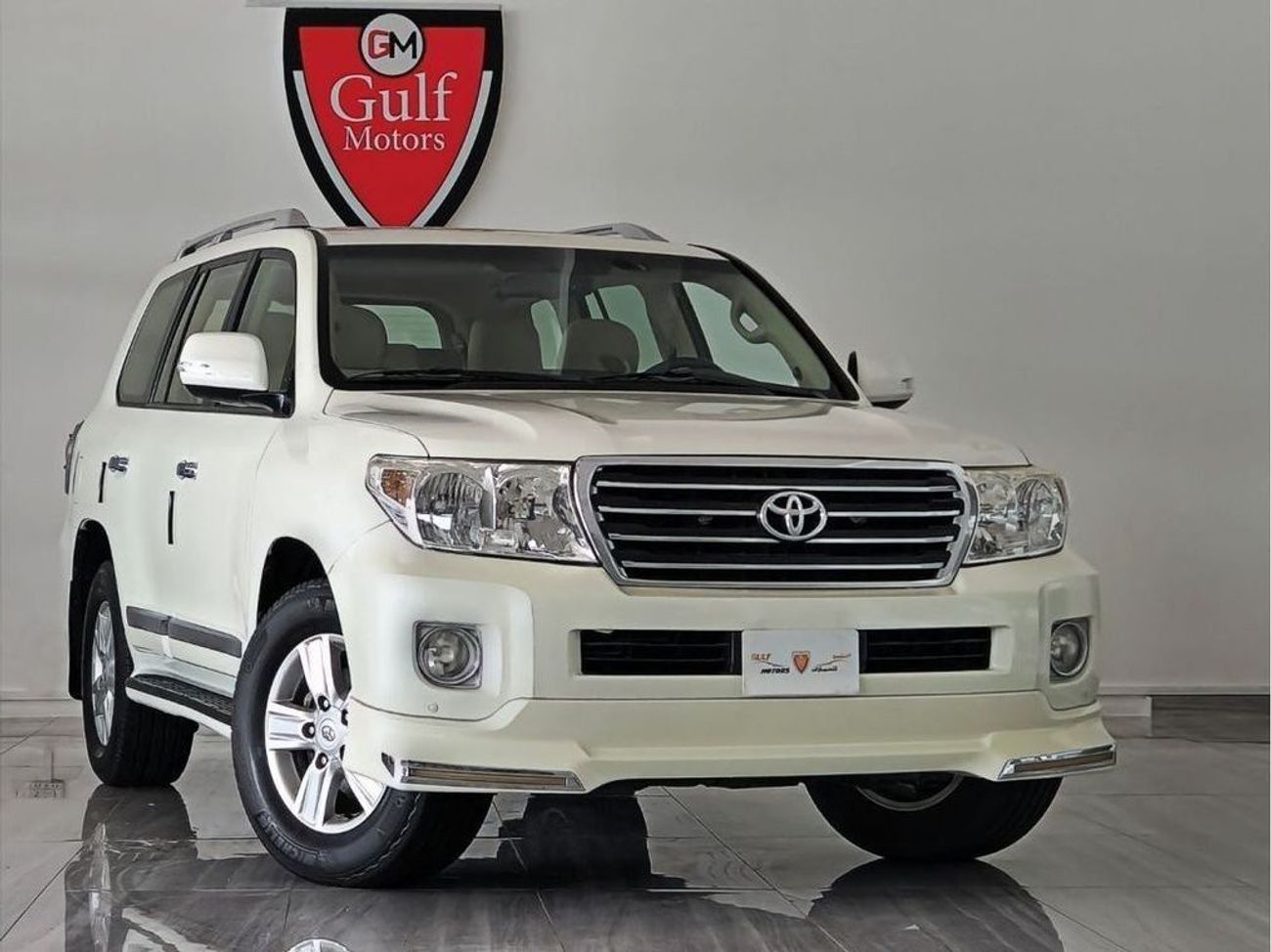 Toyota Land Cruiser GXR V6 4.6L-6CYL EXCELLENT CONDITION