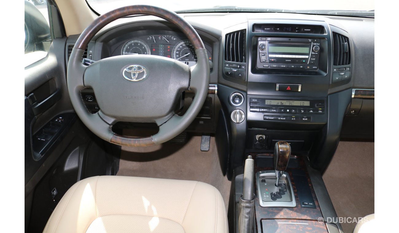 Toyota Land Cruiser GXR V6 SUV WITH GCC SPEC WORLDWIDE SHIPPING