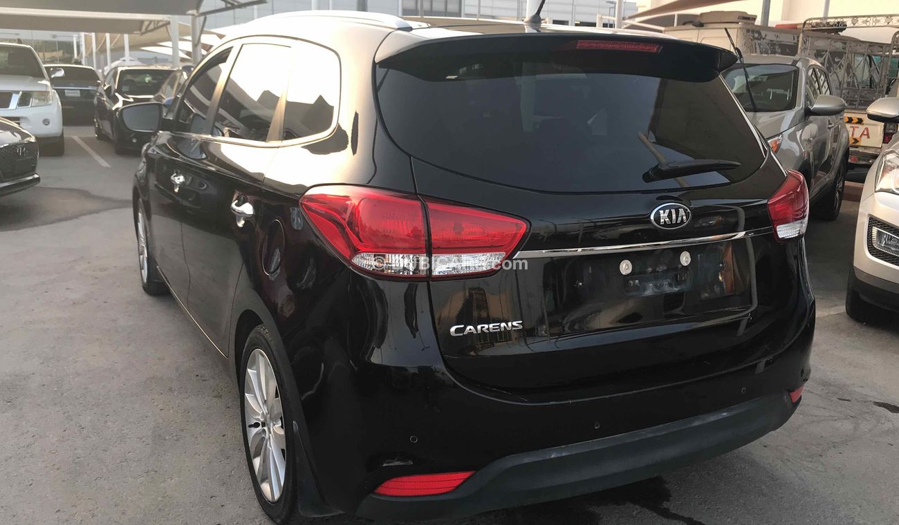 Kia Carens