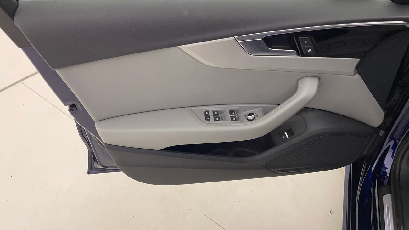 أودي A4 35 TFSI S LINE 2 | بدون دفعة مقدمة | اختبار القيادة في المنزل