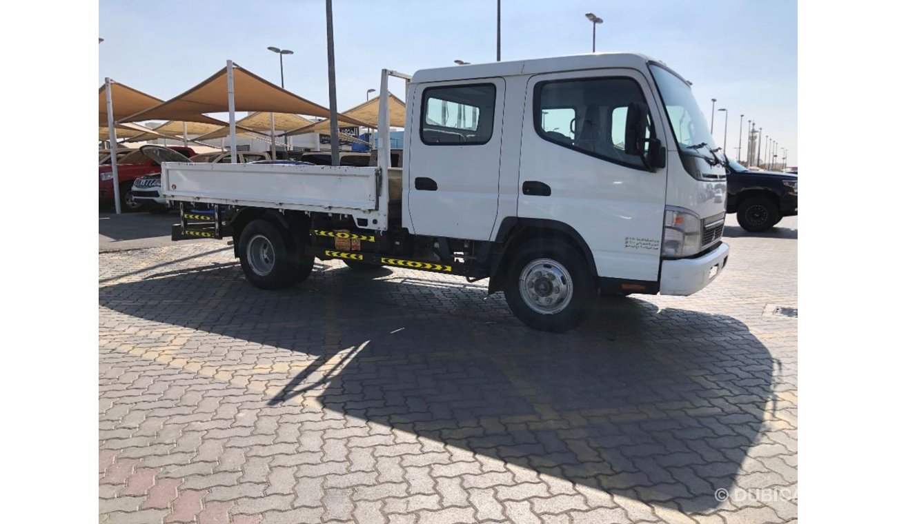 Mitsubishi Canter دبل كابين