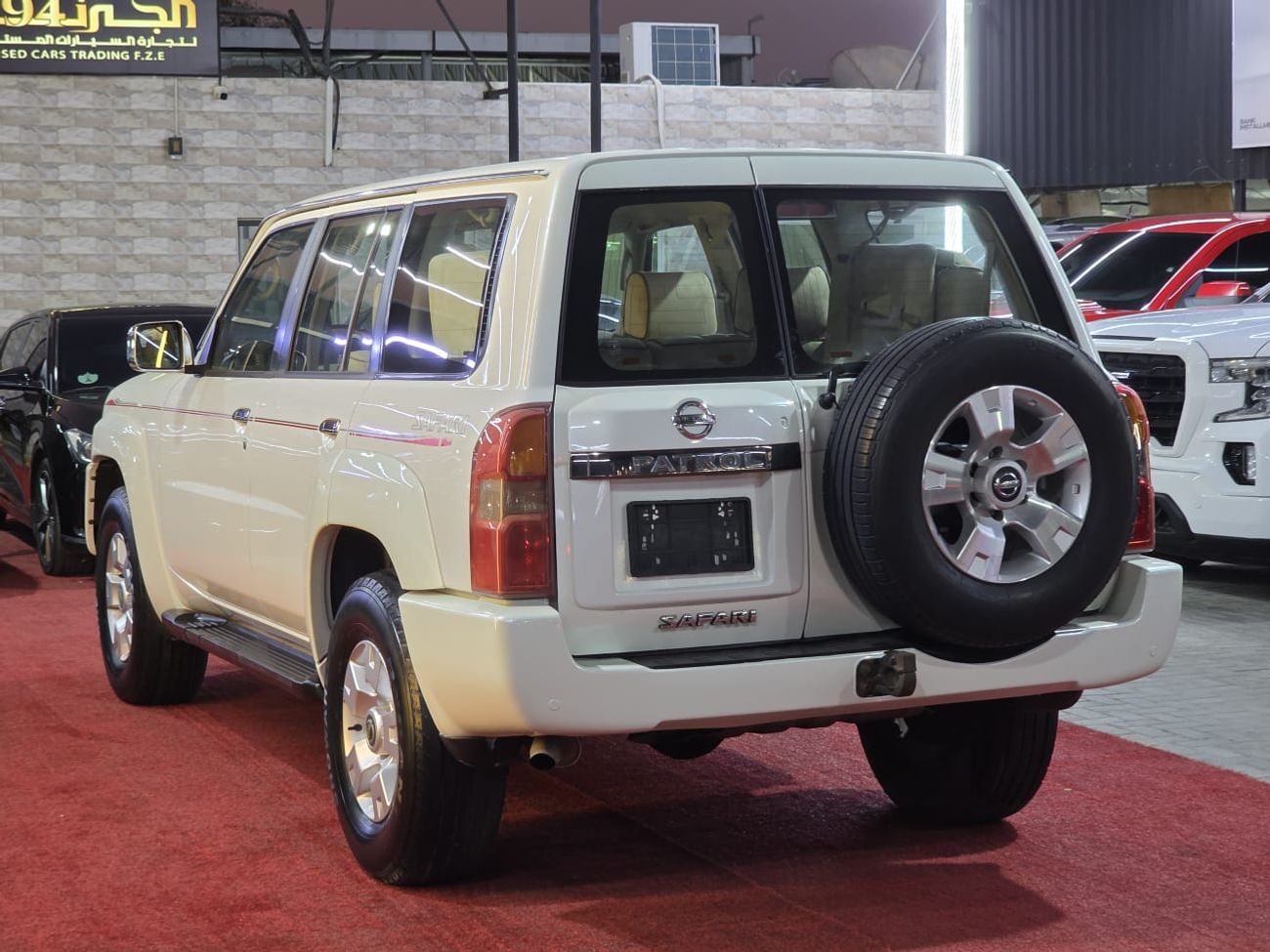 Nissan Patrol Safari Safari 4.8L A/T