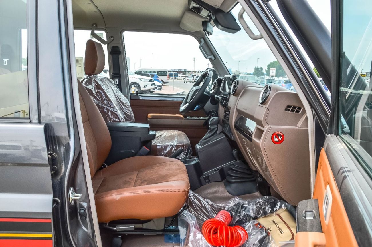 تويوتا لاند كروزر بيك آب TOYOTA LAND CRUISER 79 2.8L 4WD DIESEL PICKUP 2025