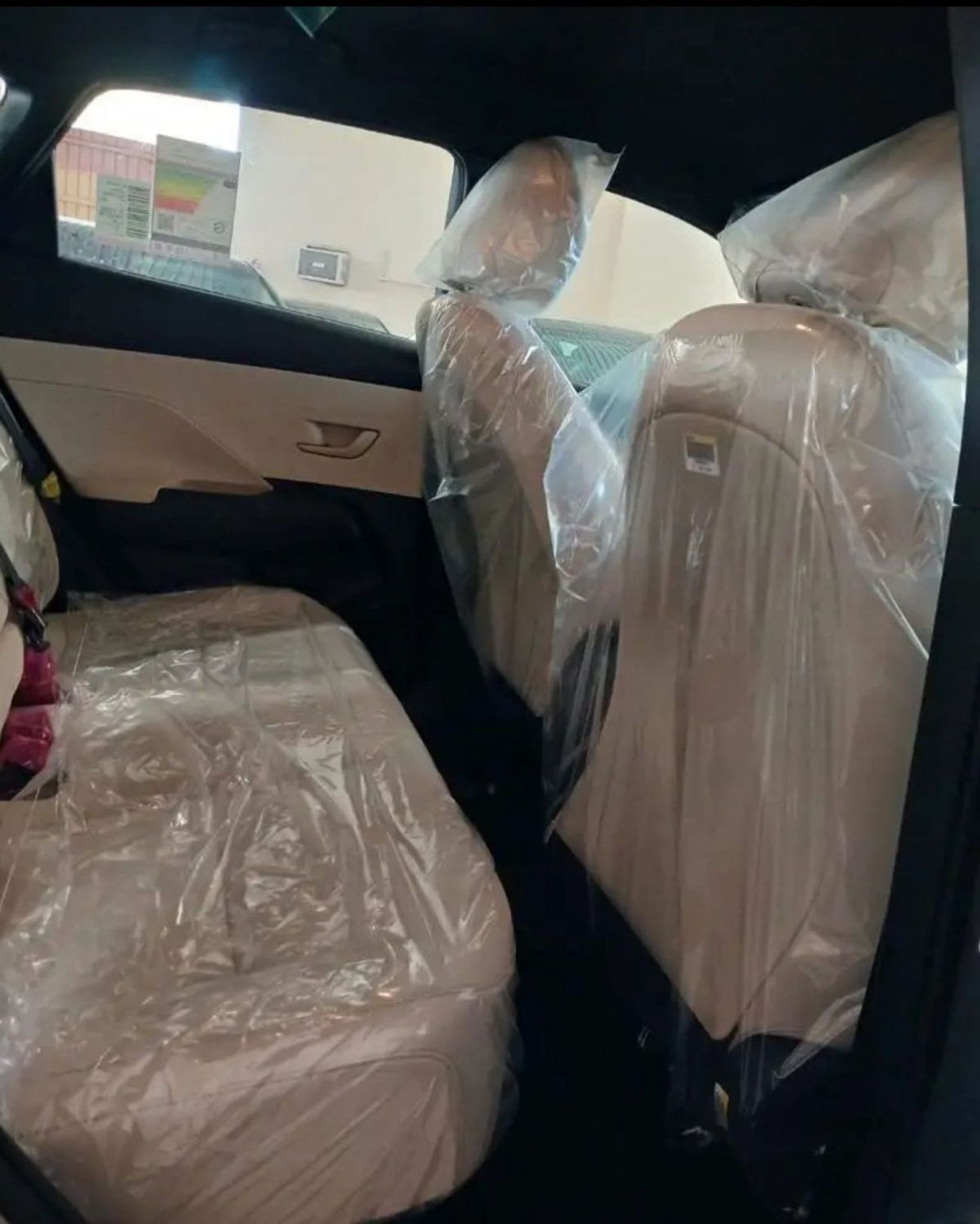 هيونداي كونا 1500cc Petrol FWD Wheels 17 ABS , Wheels 16' , Power Mirror Back and rear Sensors , Hallogen Headlig