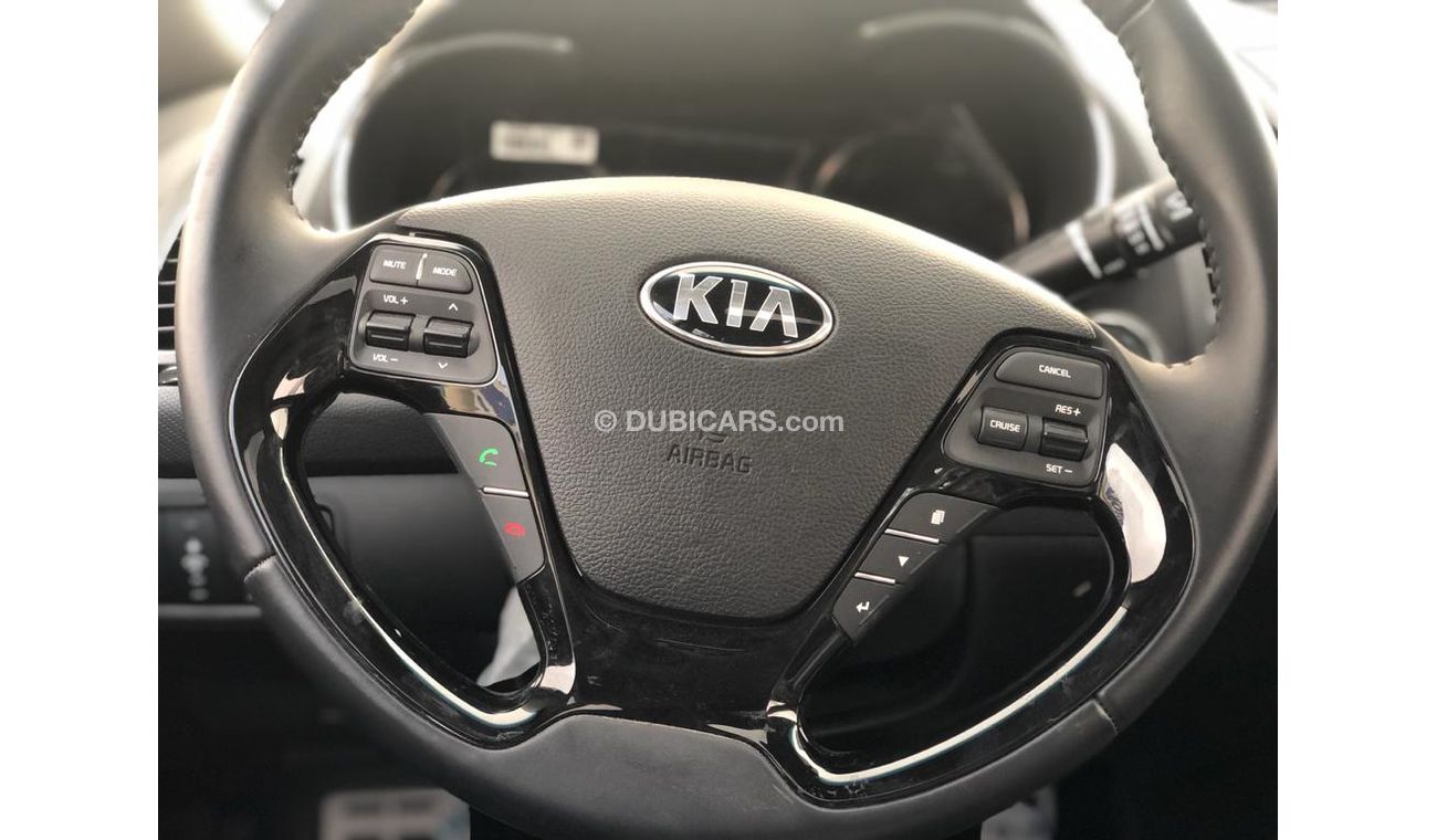 Kia Cerato 2.0L, Sunroof, Alloy Rims 17'', Push Start, Leather+Power+Memory Seats, Rear Camera, CODE - 77955