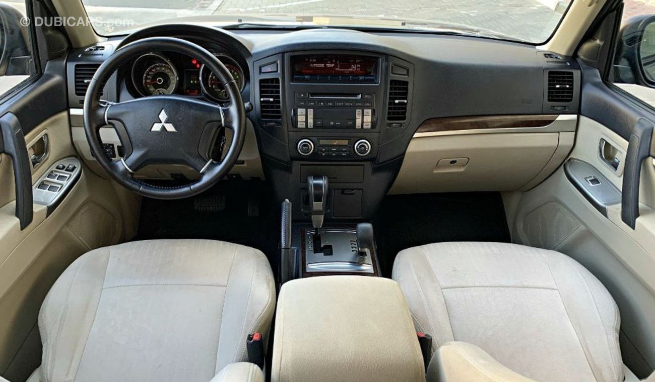 Mitsubishi Pajero GCC - MITSUBISHI PAJERO - 2014 - V6 - EXCELLENT CONDITION - 4WD - REAR SCREENS - FINANCE FACILITY