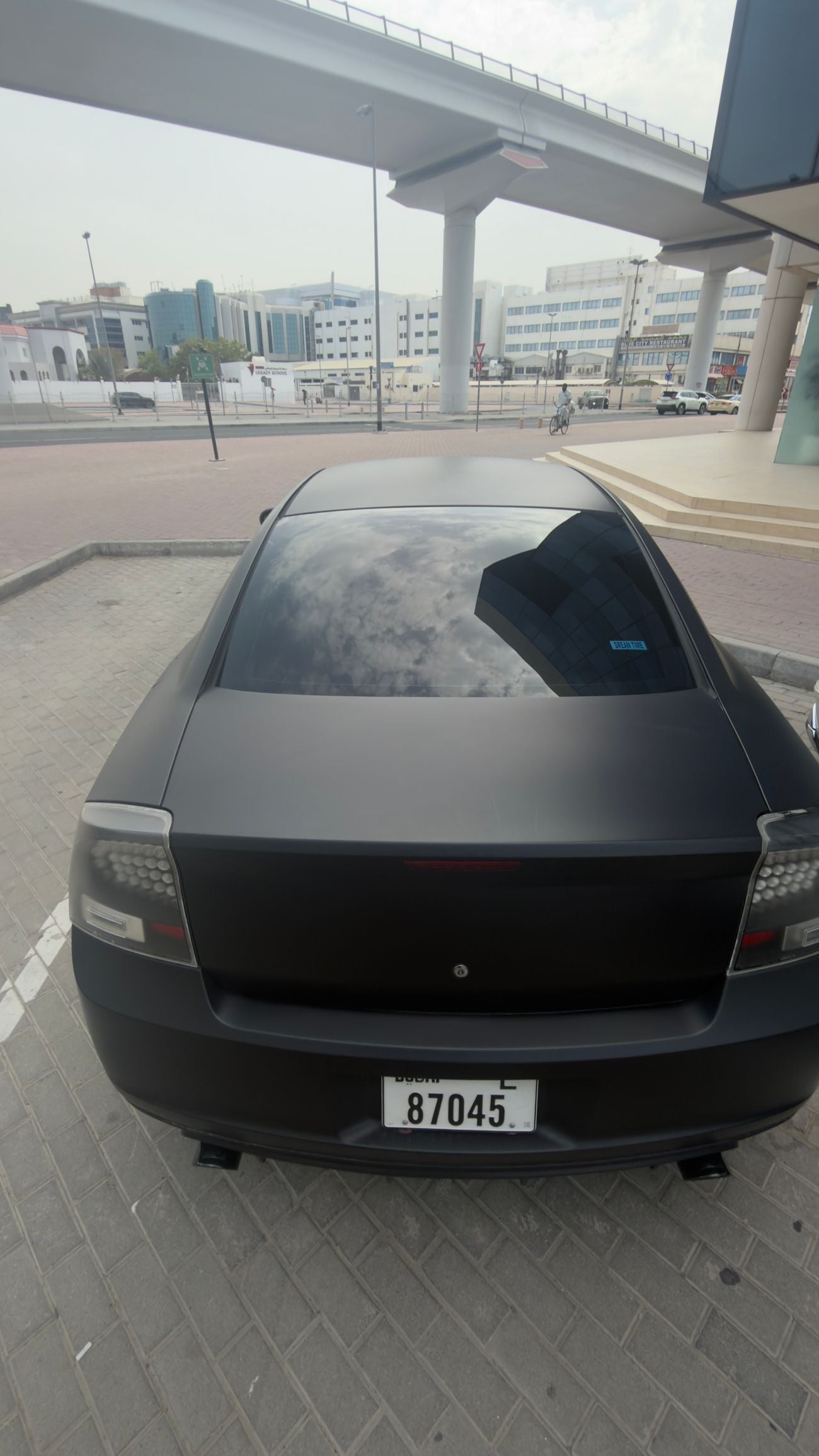 دودج تشارجر SE