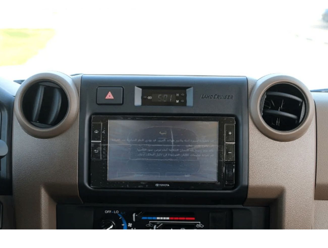 تويوتا لاند كروزر 70 ECTWFR006 – 2024 TLC76 5 Doors Hardtop E Grade  – 4.5L Diesel Manual – White