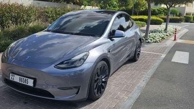 تسلا موديل Y Performance (AWD)