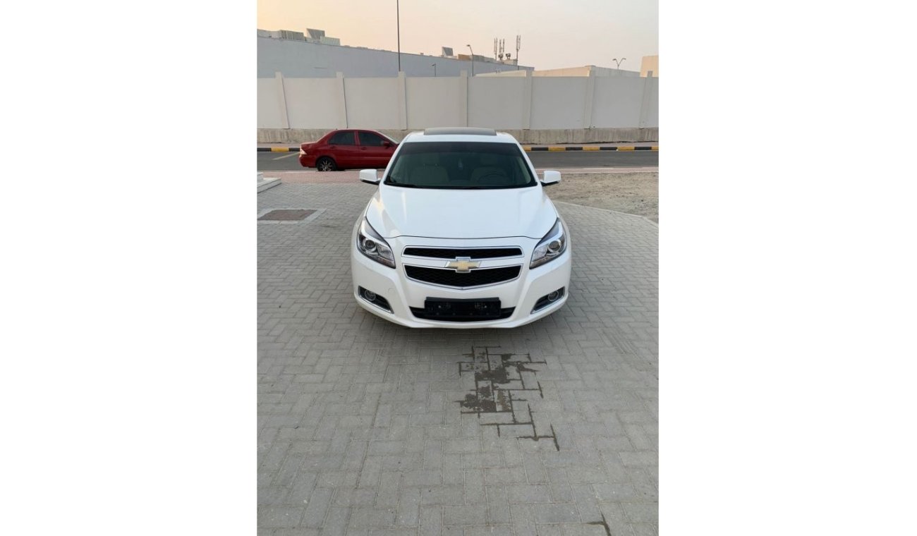 Chevrolet Malibu chevrolet Malibi / GCC specs / LTZ / 2015 M / V4 / Call now