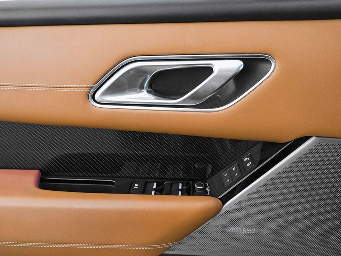 لاند روفر رينج روفر فيلار P380 R-Dynamic HSE 3.0L