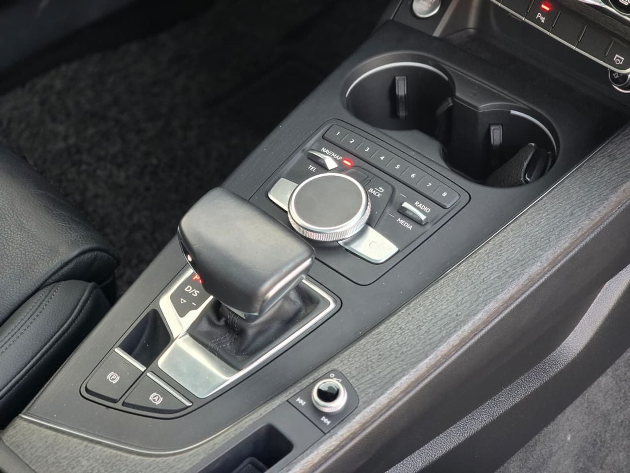 Audi A4 40 TFSI Design 2.0L AUDI A4 2019 //KOREAN // FULL OPITION // LOW MILEAGE // PERFECT CONDITION