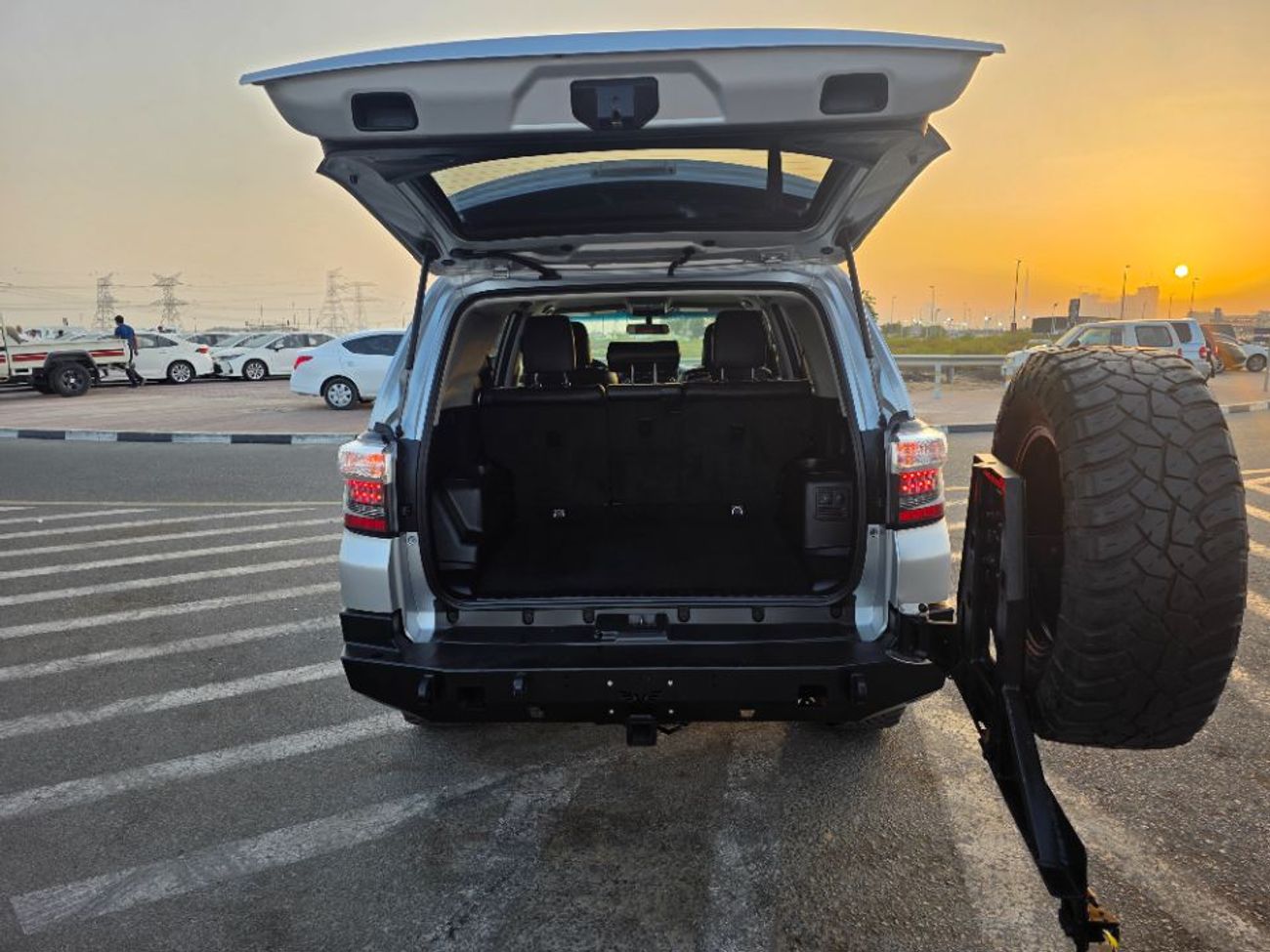 Toyota 4Runner 2019 Model TRD off Road 4x4 , leather and off road