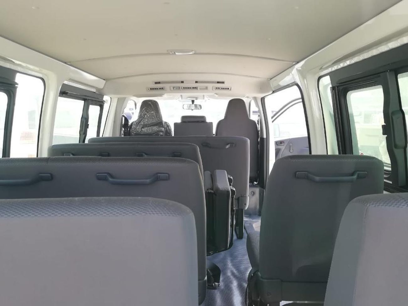 Toyota Hiace MANUAL 2.5L 2025