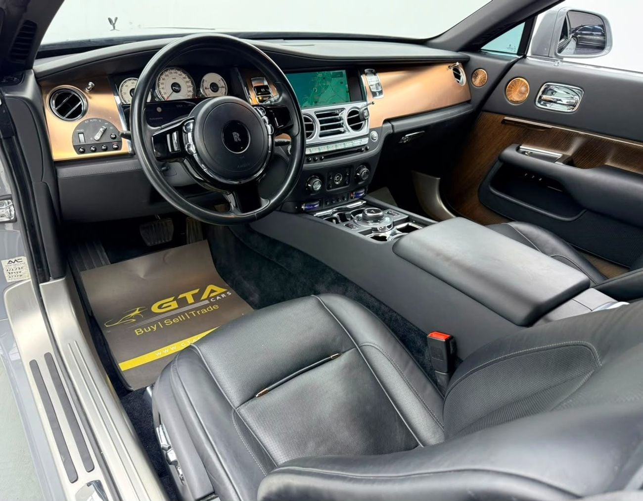 Rolls Royce Wraith STD 2016 Rolls Royce Wraith Special Edition, Full Service History, Excellent Condition, GCC