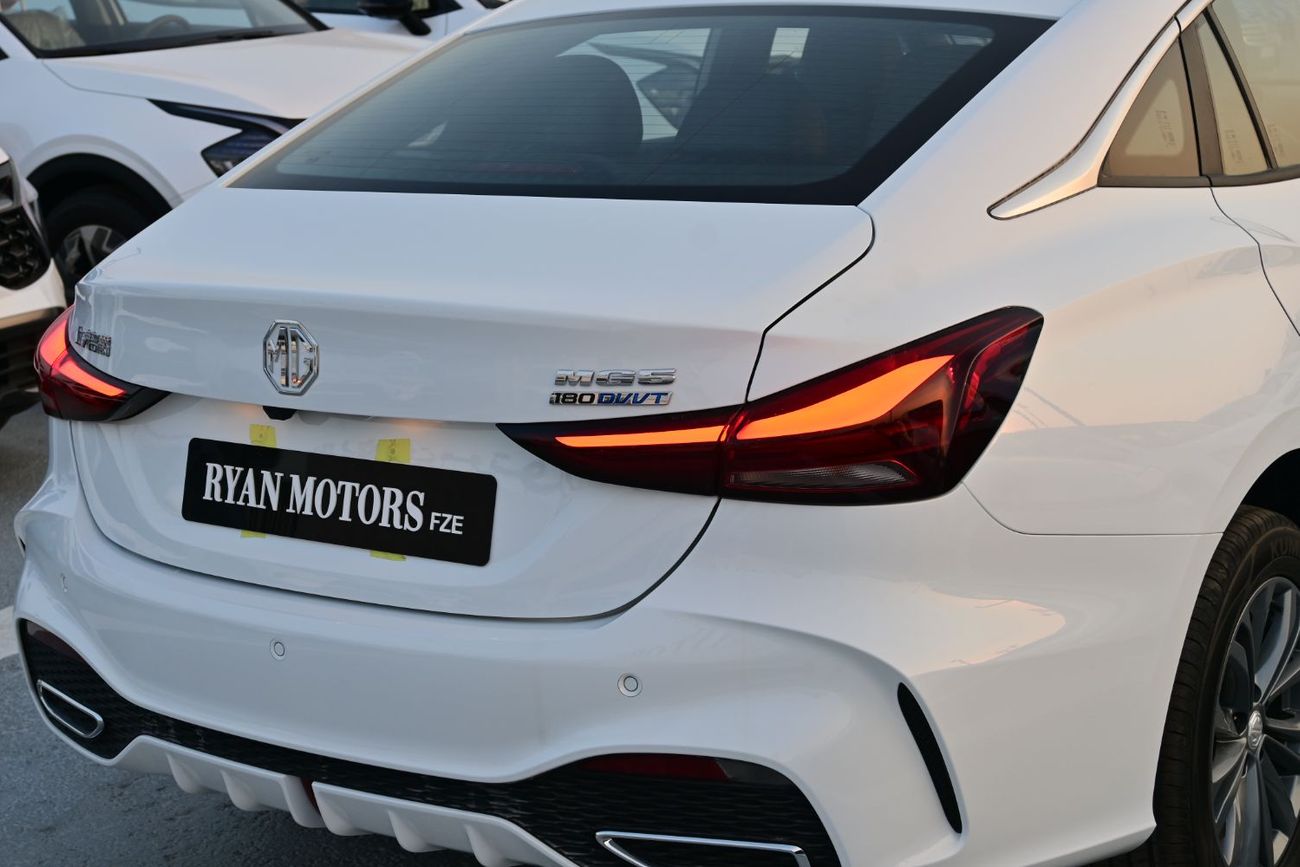 MG 5 MG MG5 STD 1.5L CVT Petrol, Model 2025, Color White