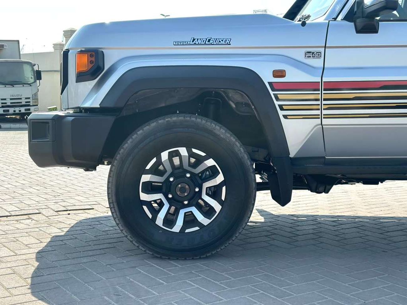 Toyota Land Cruiser 70 LC76 4.0L Petrol - Oman Spec Silver Color - 2025