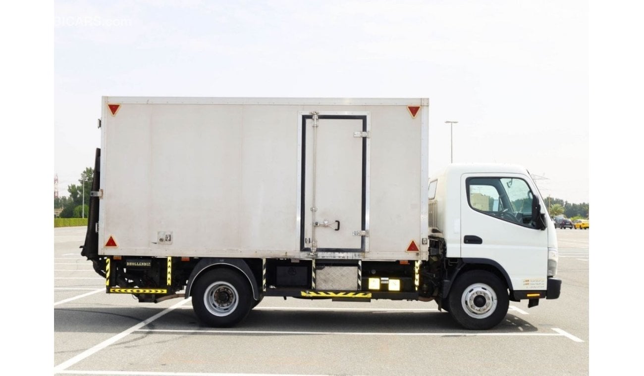Mitsubishi Fuso Canter Short Chassis with Tail Lift | Excellent Condition | GCC Specs