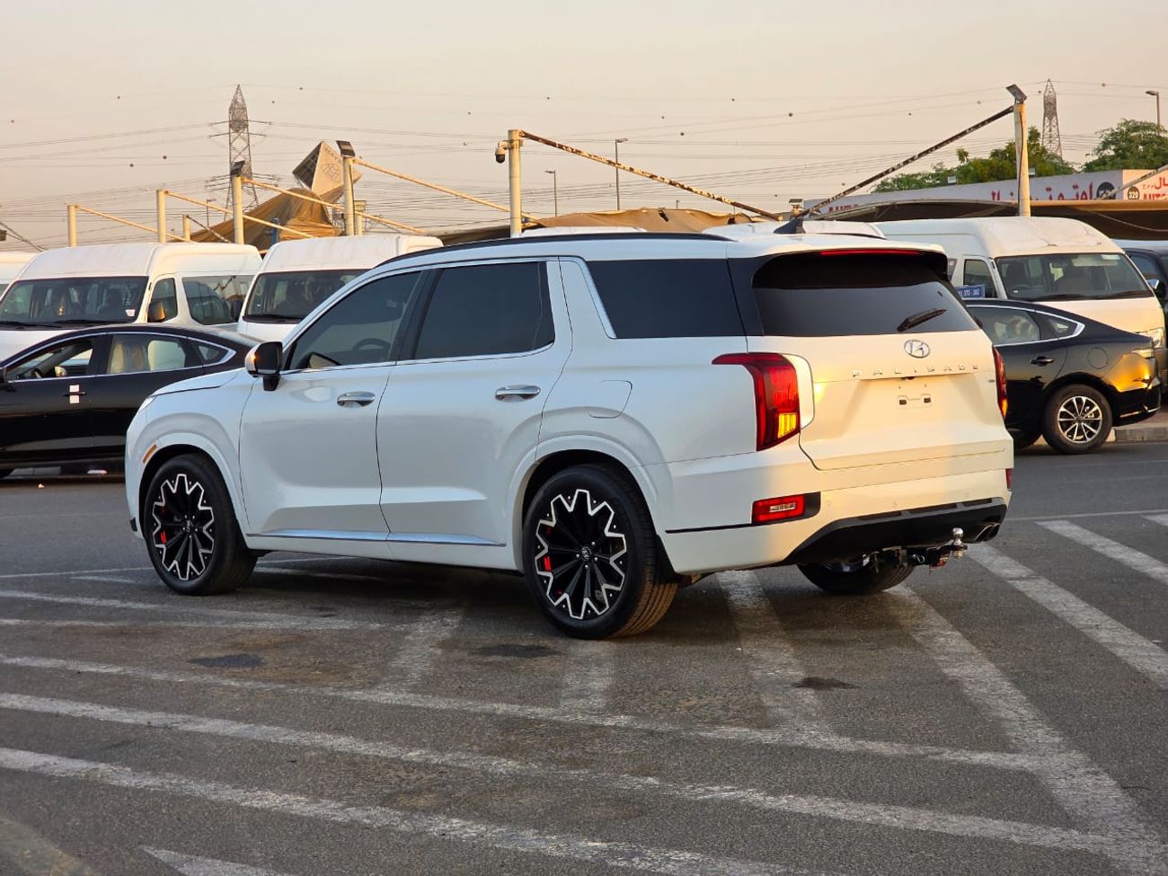 Hyundai Palisade 2021 Model Calligraphy Two sunroof and 360 camera