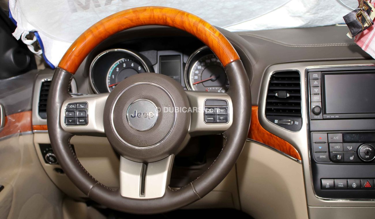 Used Jeep Grand Cherokee 5.7 Hemi 2012 for sale in Dubai 209306