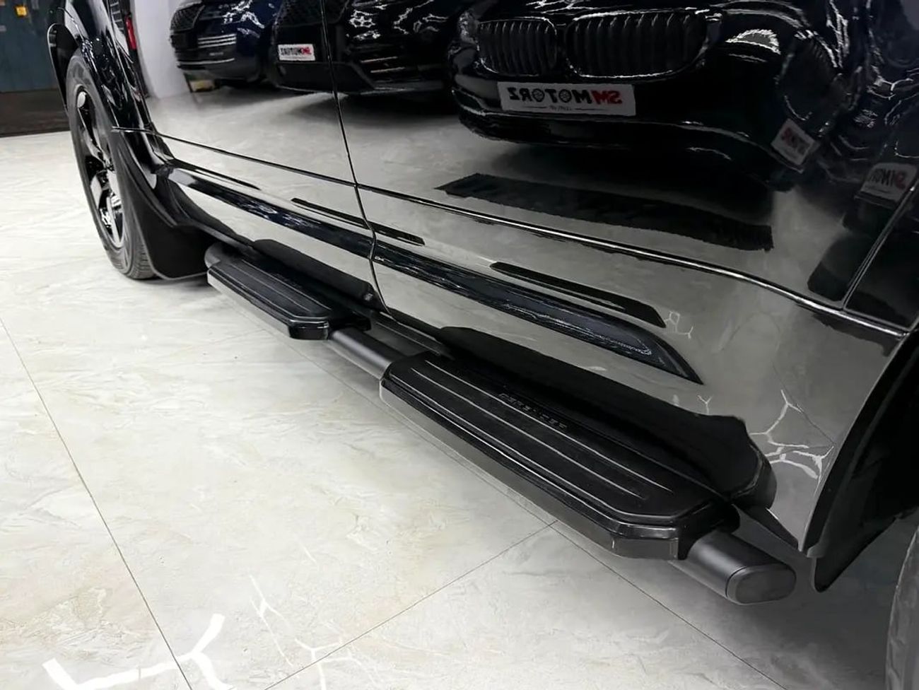 Land Rover Defender 110 HSE (P400) Black Edition | LR Warranty/Service | Full PPF | P400 HSE