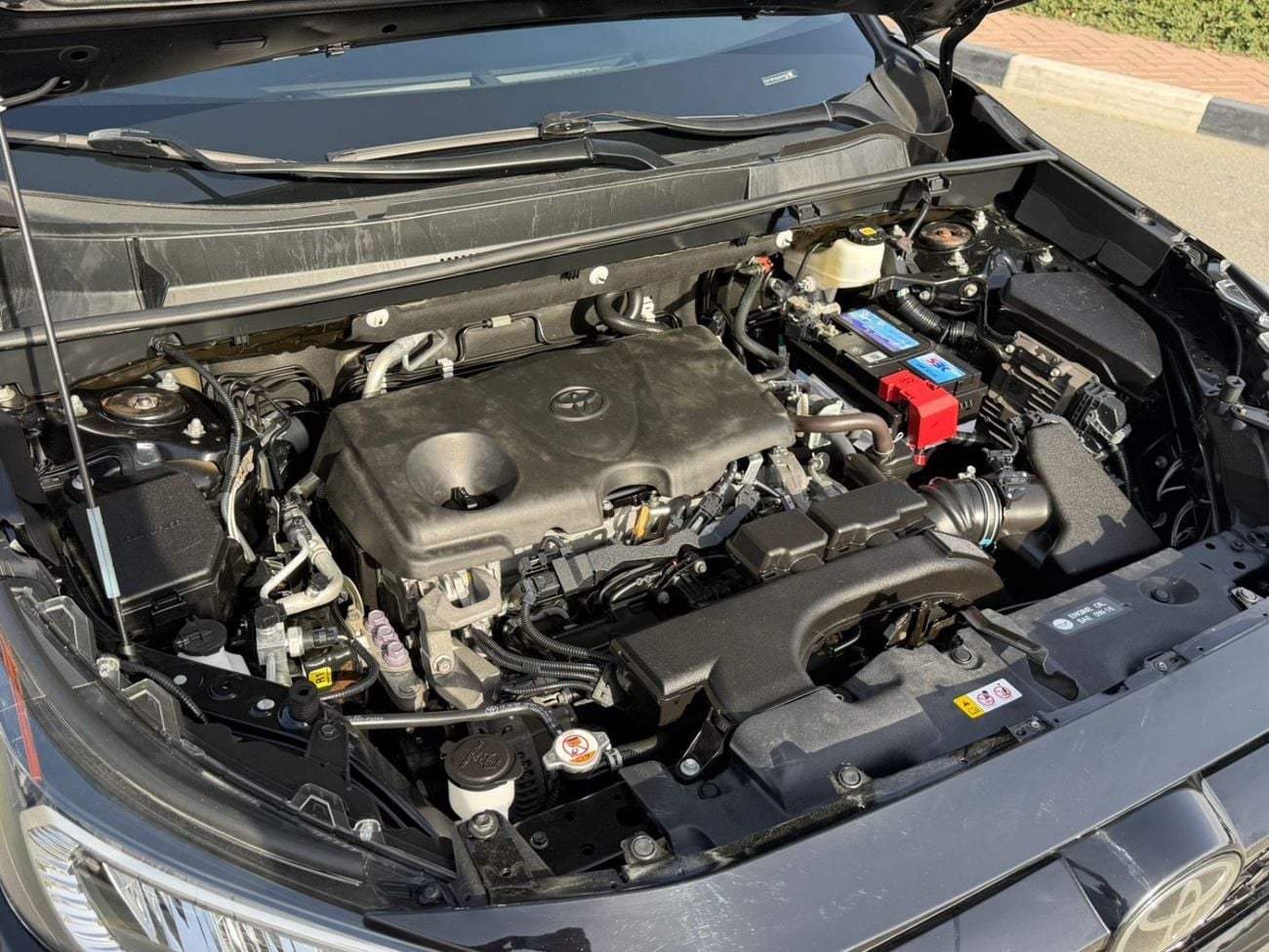 Toyota RAV4 2020 Toyota RAV4 XLE 4x4 Full option 2.5L