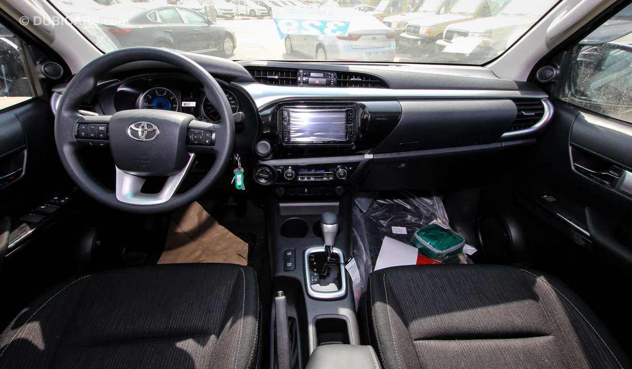 Toyota Hilux SR5 Double Cab