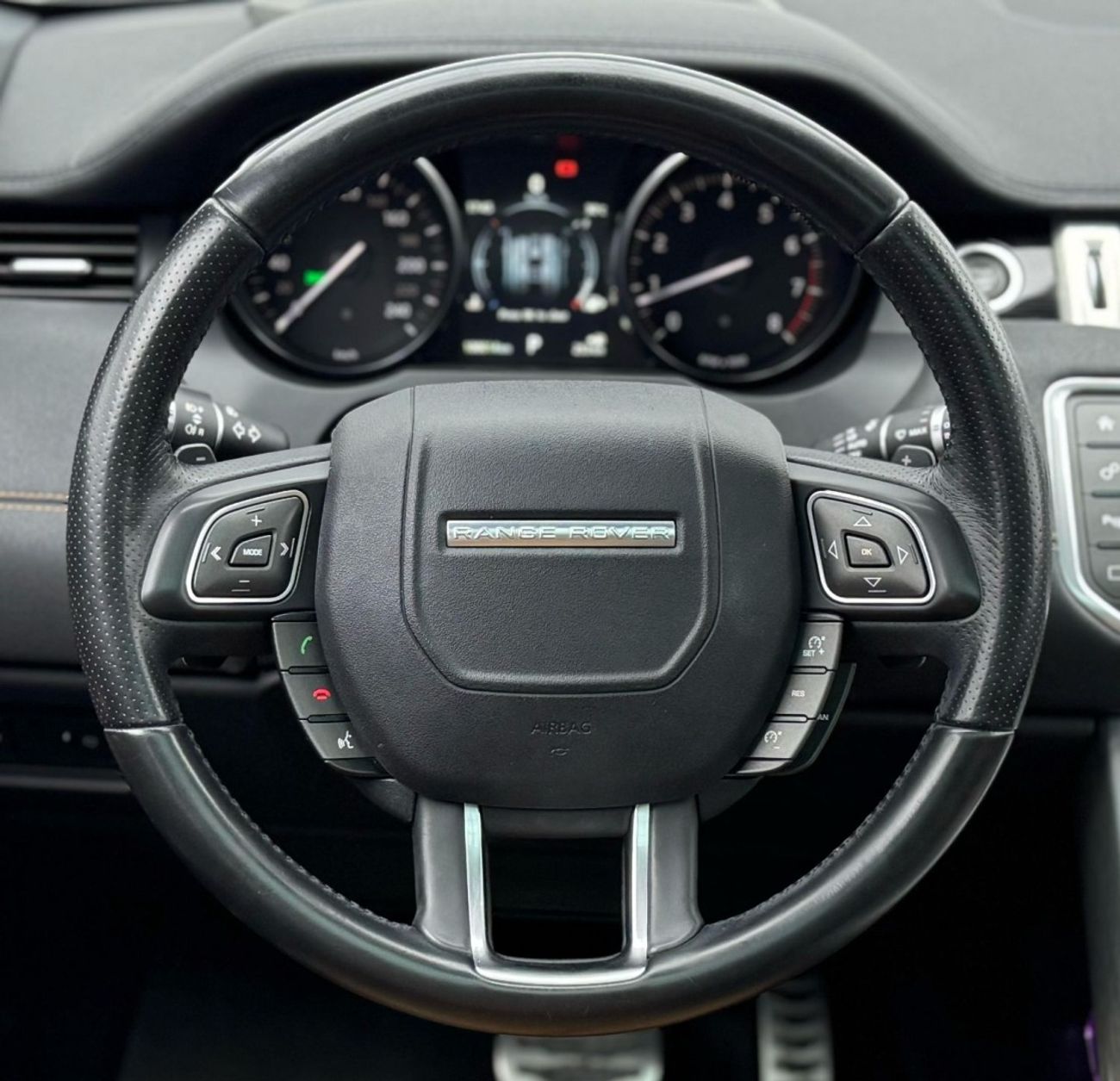 Land Rover Range Rover Evoque HSE Dynamic 2.0L (5 Door) 2016 Range Rover Evoque HSE Dynamic, Full Range Rover Service History, Exc